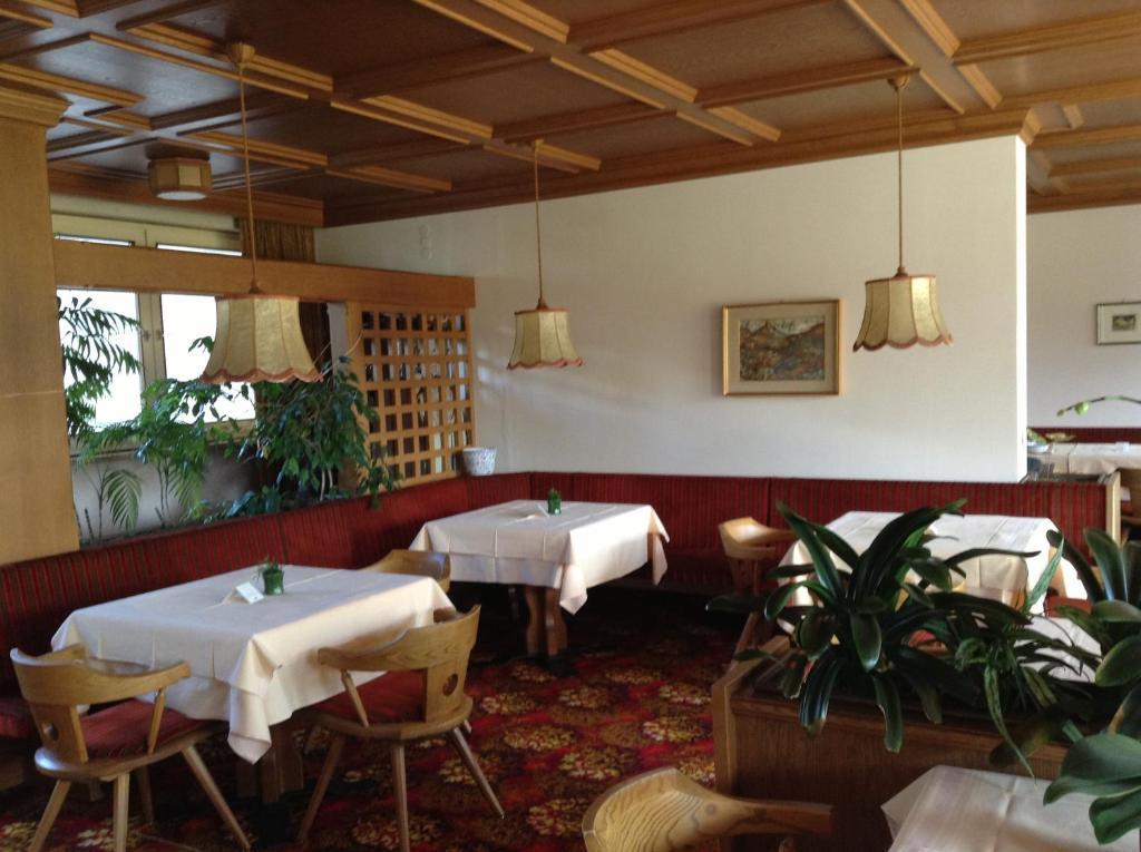 Hotel Tannerhof Мерано Екстер'єр фото